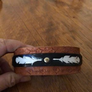 Leather bracelet